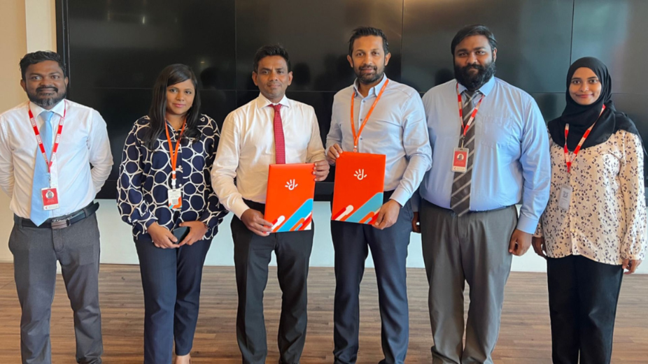 Dhiraagu renews corporate membership with MRC for 2022