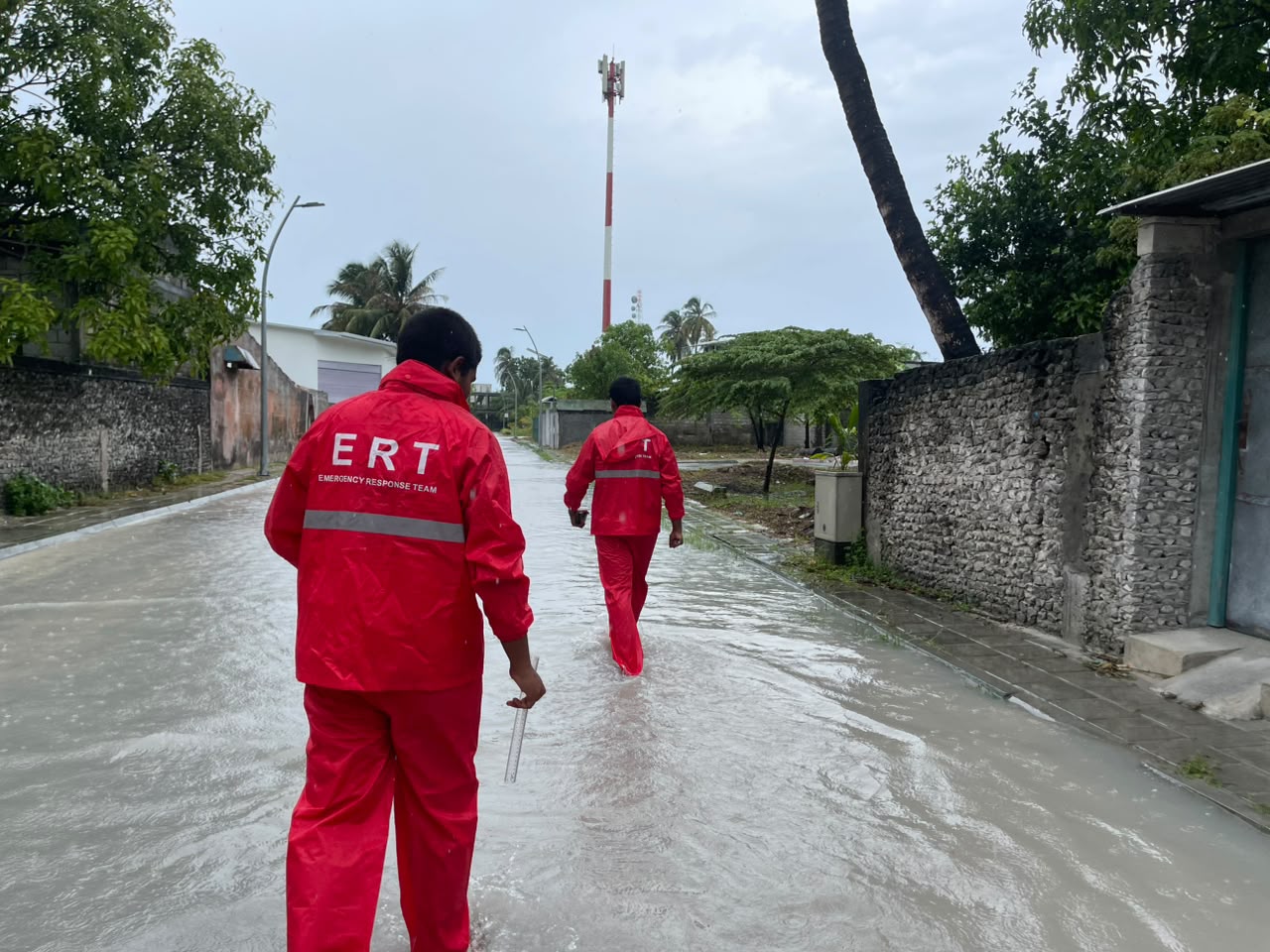 MRC Deploys Volunteers to Support Flood Assessment in Kulhudhuffushi City